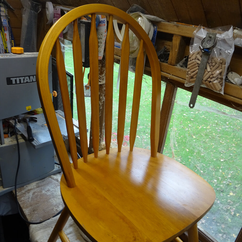 Fully restored Windsor chair repaired by Cordreys